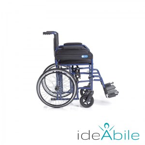 Sedia a rotelle pieghevole ad autospinta con ingombro ridotto, trasformabile in transito, vista laterale